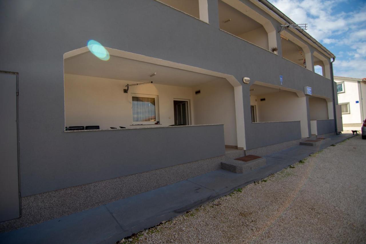 Apartmani Caganic Villa Bledi วีร์ ภายนอก รูปภาพ