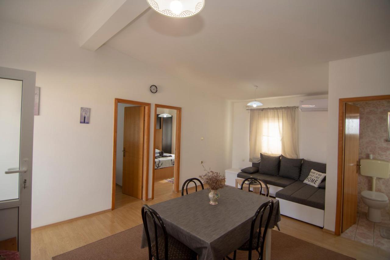 Apartmani Caganic Villa Bledi วีร์ ภายนอก รูปภาพ
