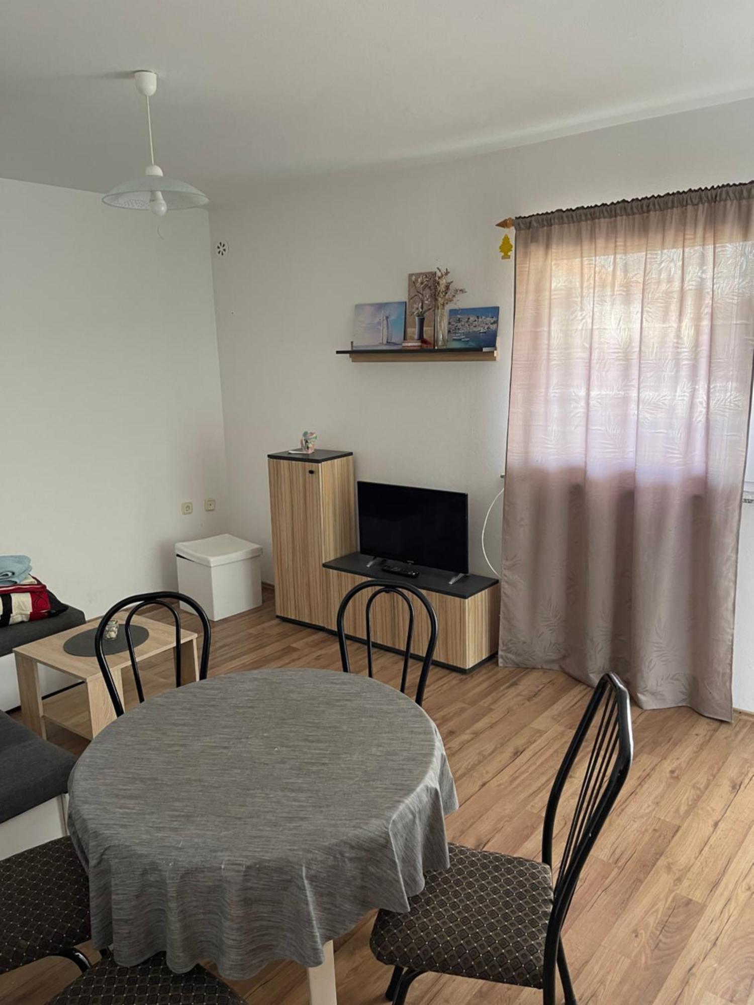 Apartmani Caganic Villa Bledi วีร์ ภายนอก รูปภาพ