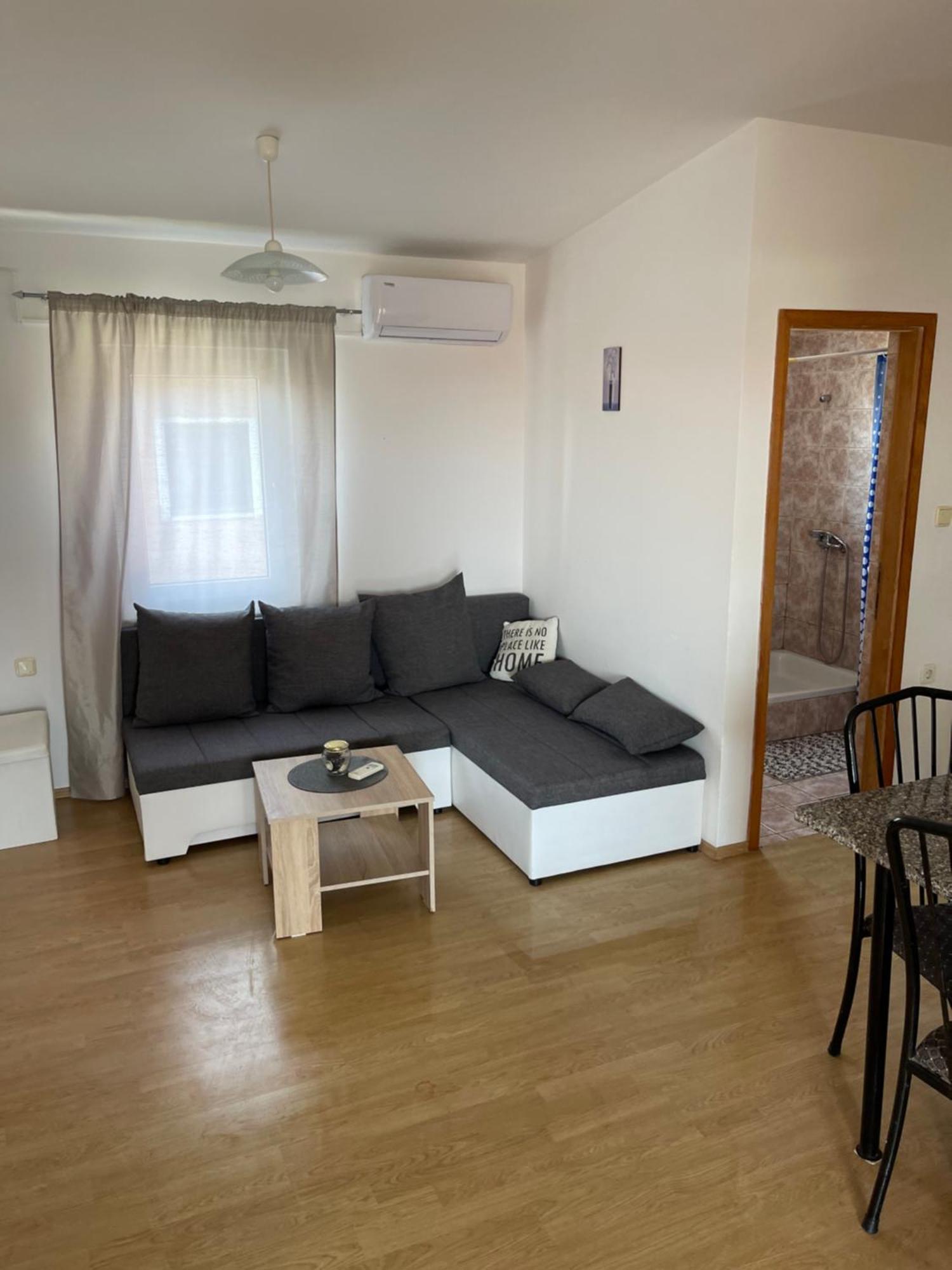 Apartmani Caganic Villa Bledi วีร์ ภายนอก รูปภาพ