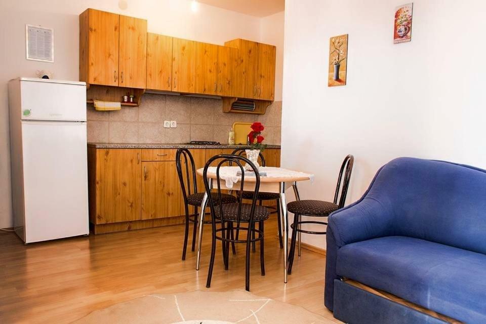 Apartmani Caganic Villa Bledi วีร์ ภายนอก รูปภาพ