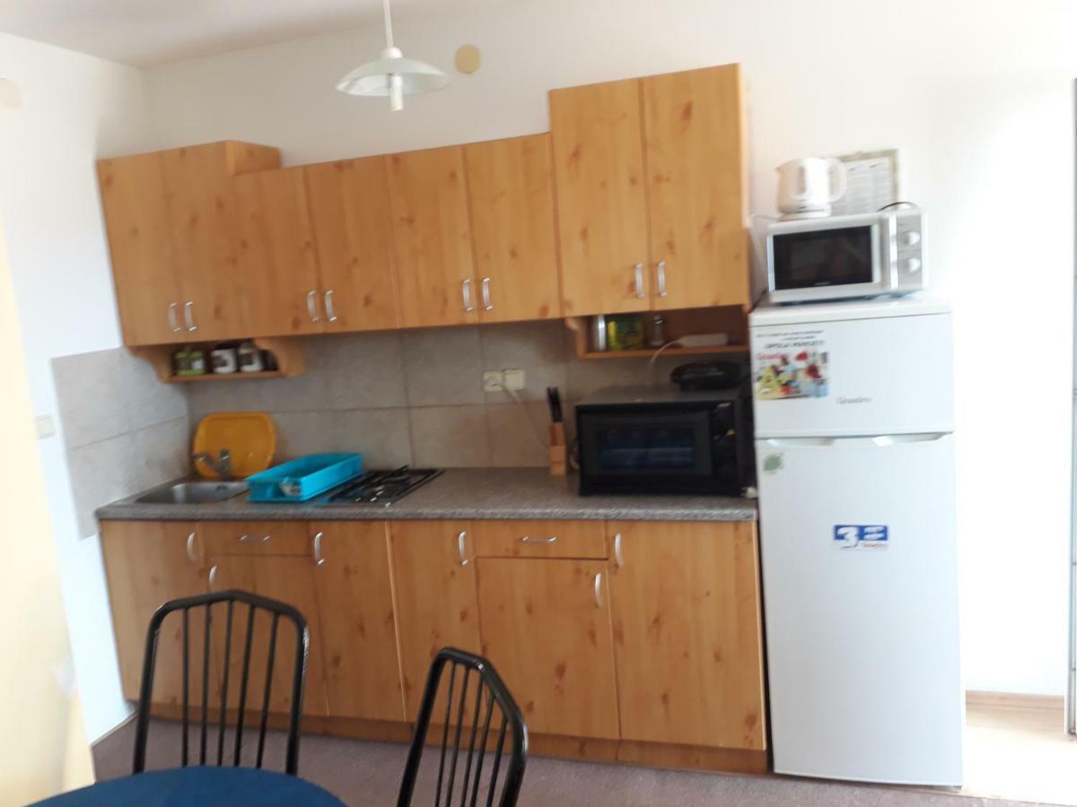 Apartmani Caganic Villa Bledi วีร์ ภายนอก รูปภาพ